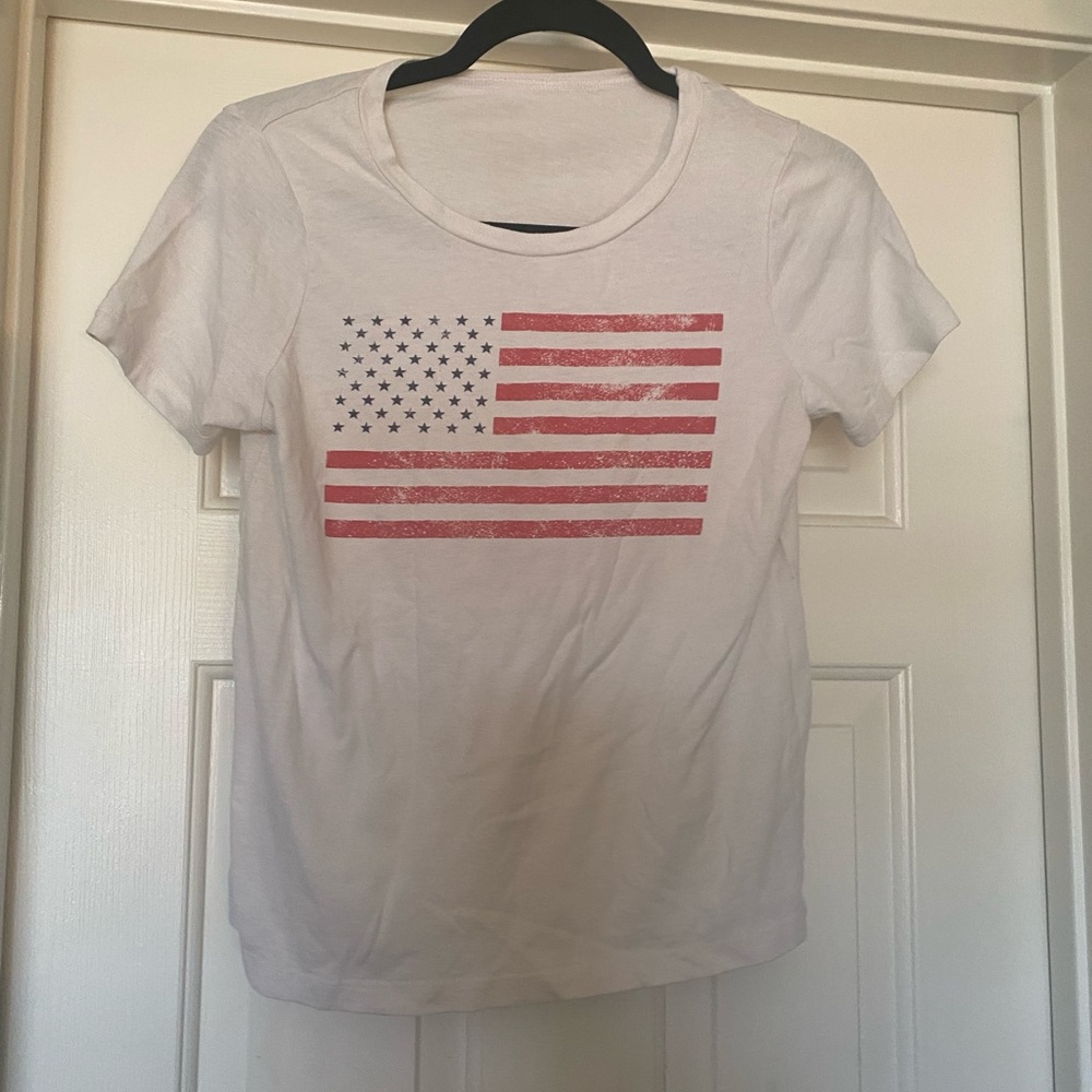 American flag tee size - M